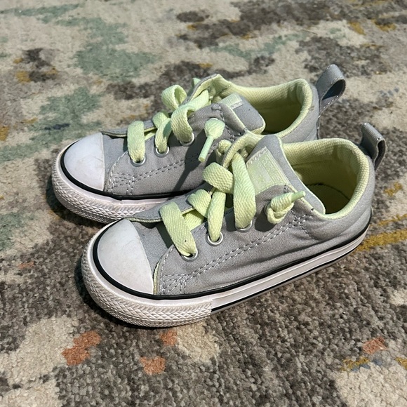 Converse - Picture 3 of 6